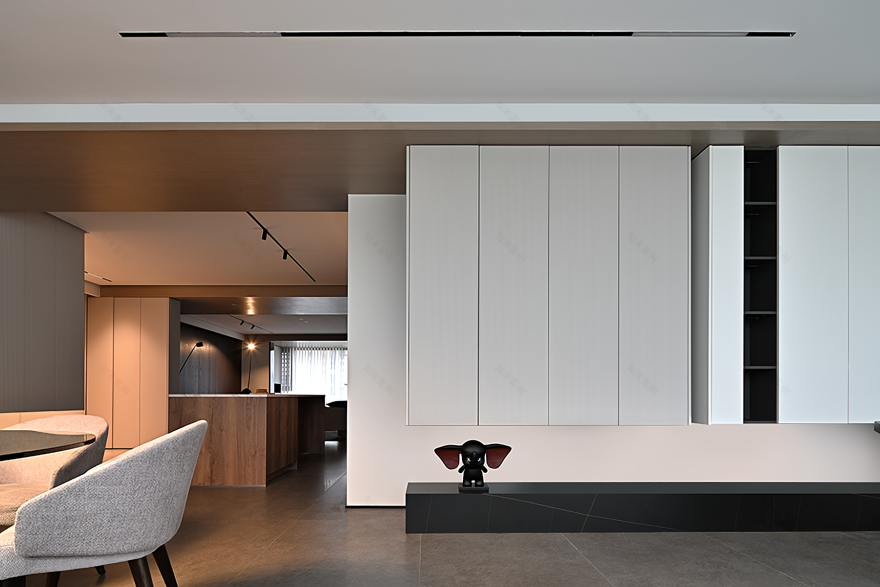 宝信龙港丨中国临沂丨bnb 本白空间建筑设计-12