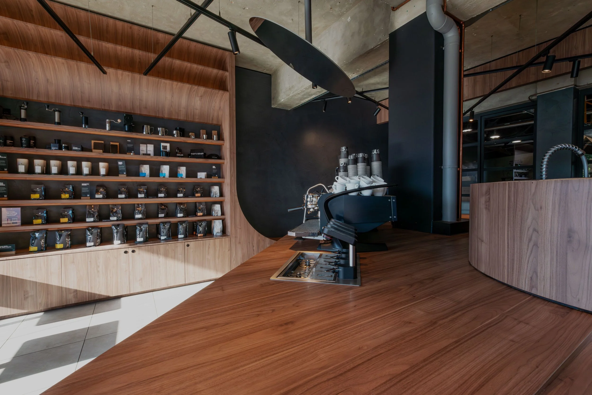 Toby's Estate Chippendale — Russell & George-9