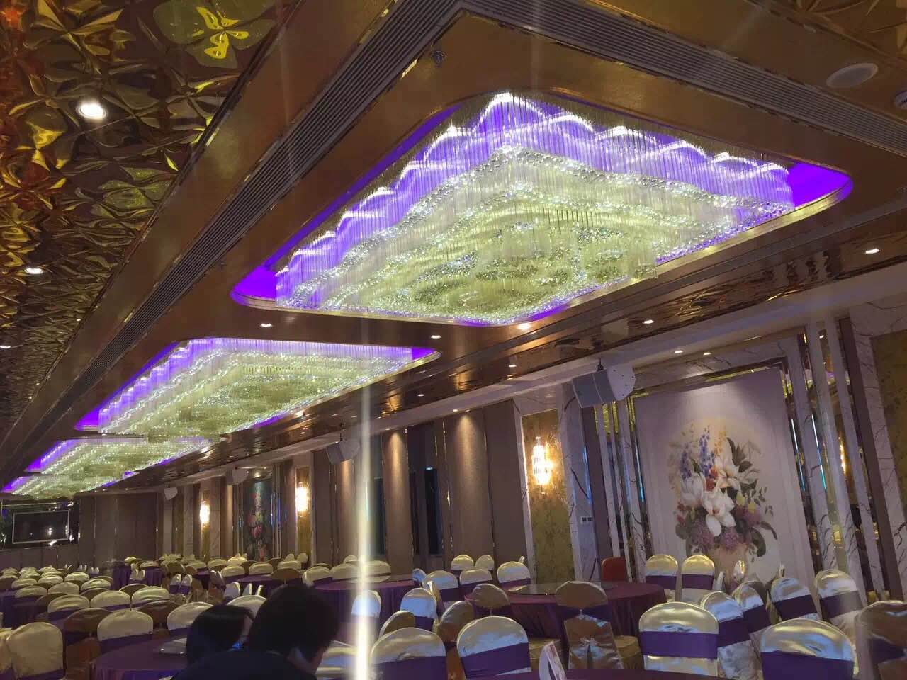 深圳宝明大酒店 | 奥毅灯饰的非标灯具定制设计-6