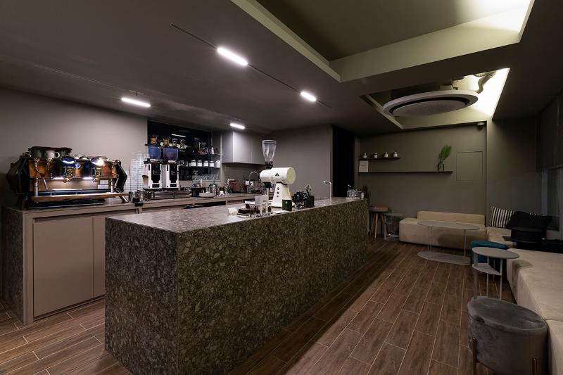 11 平咖啡店的石材魅力-4