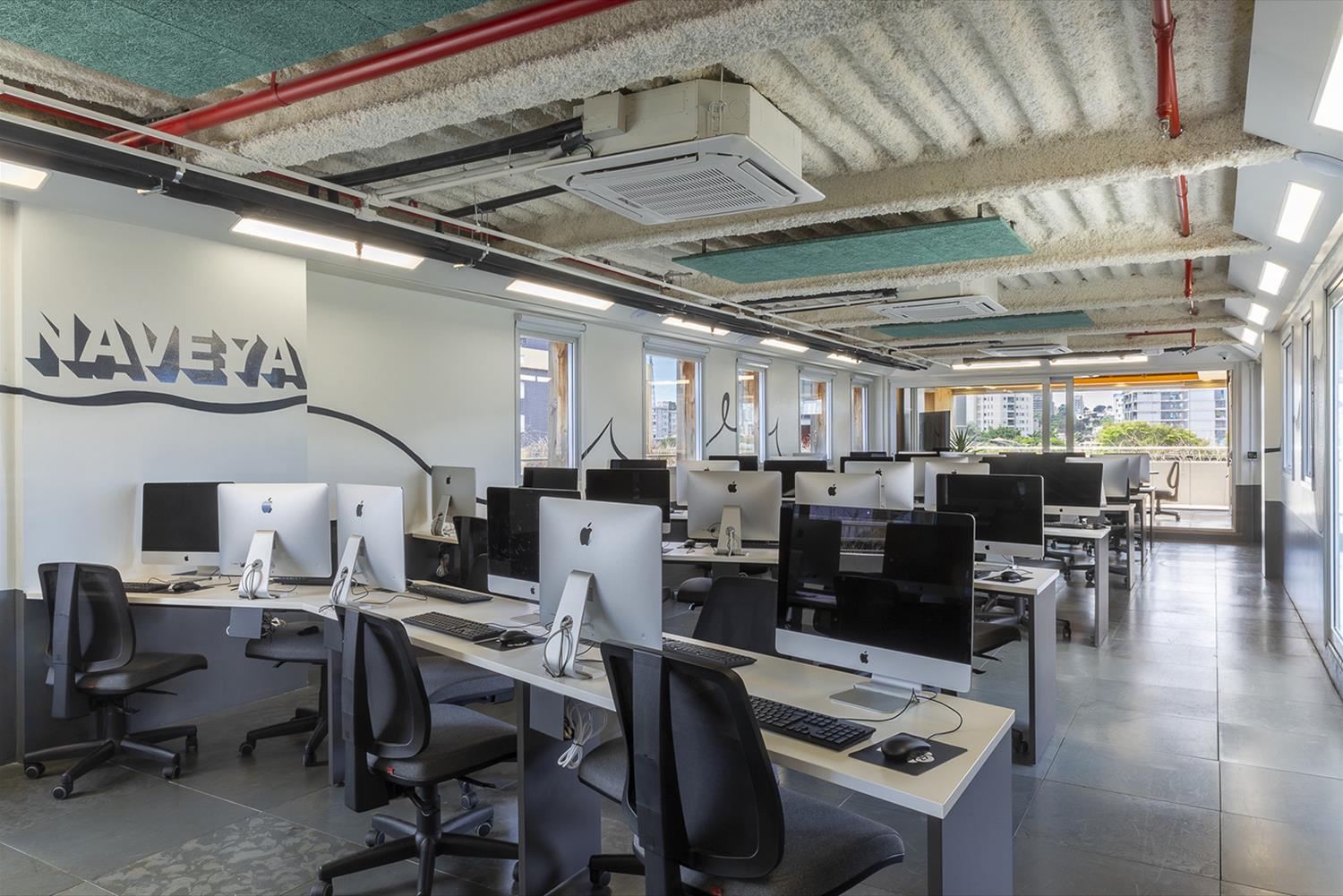 巴西圣保罗 42 号学校 | 高科技设计重塑教育空间-6