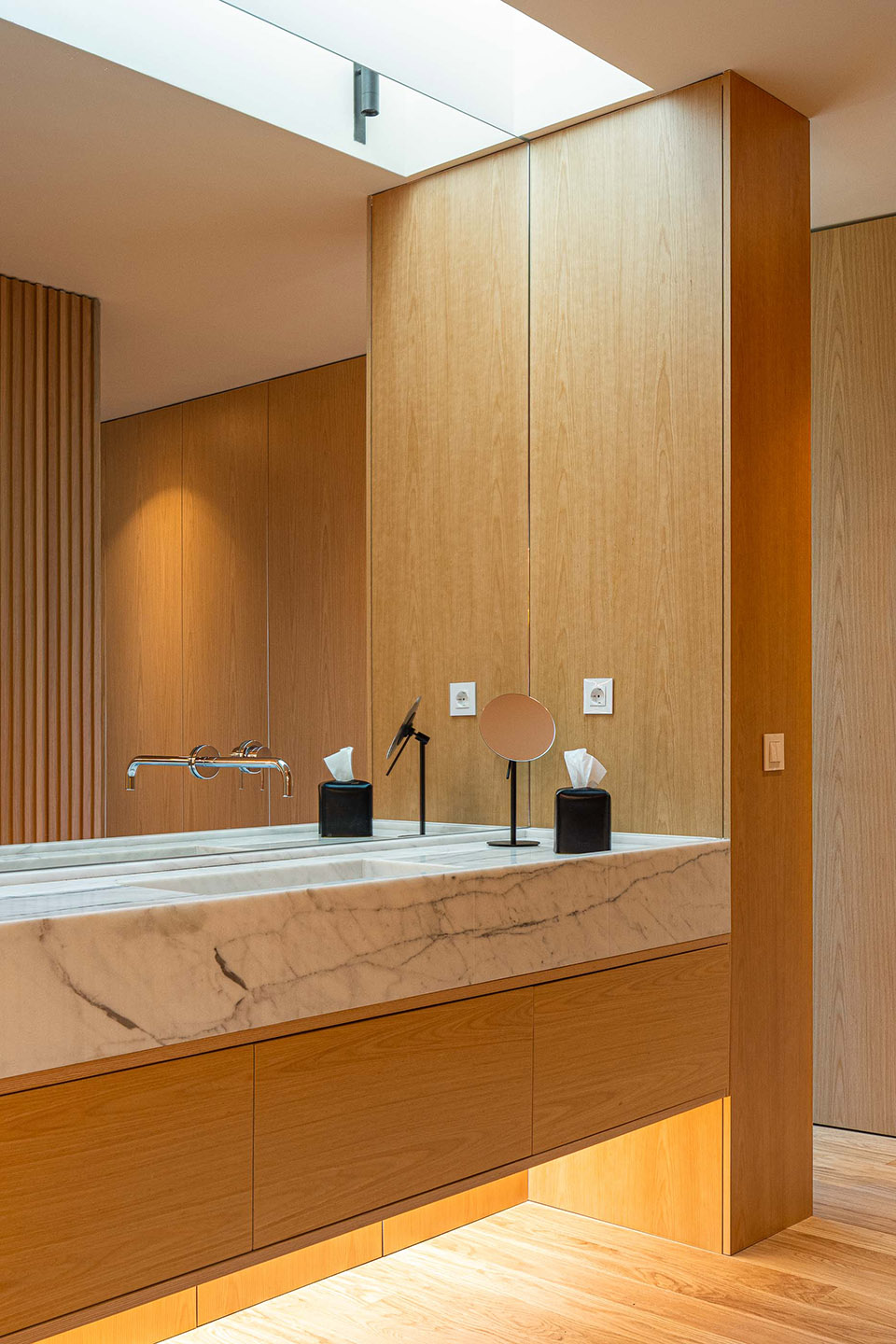 M住宅丨Silverline-33