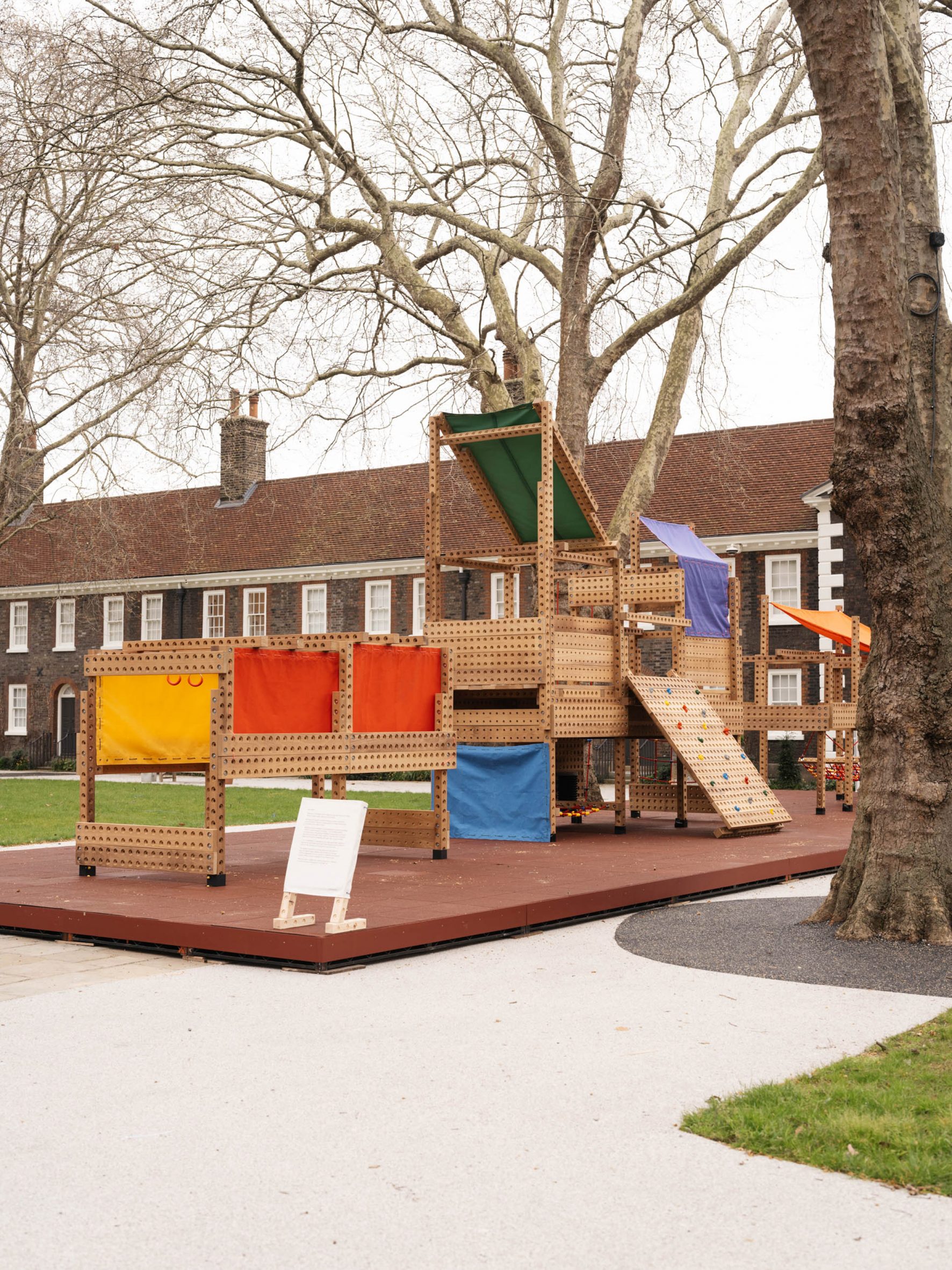 Playrise模块化平板包装操场丨埃及开罗丨Playrise,OMMX-25