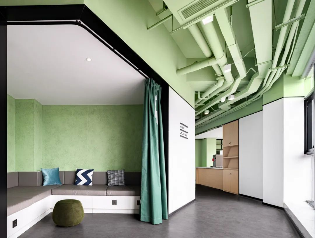 静谧时尚|灰色调办公空间-26