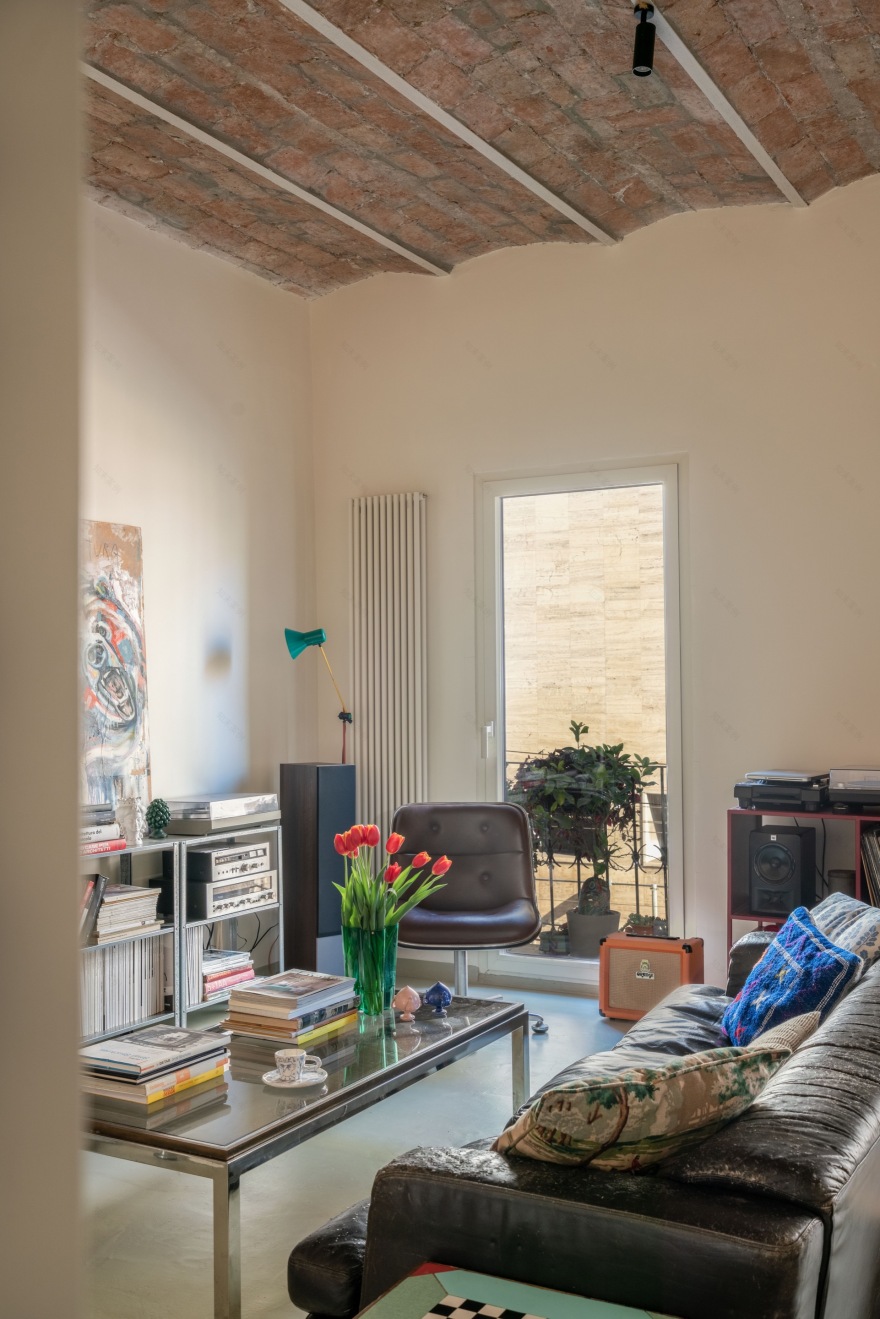 轨道上的房子丨意大利罗马丨STUDIOTAMAT-36