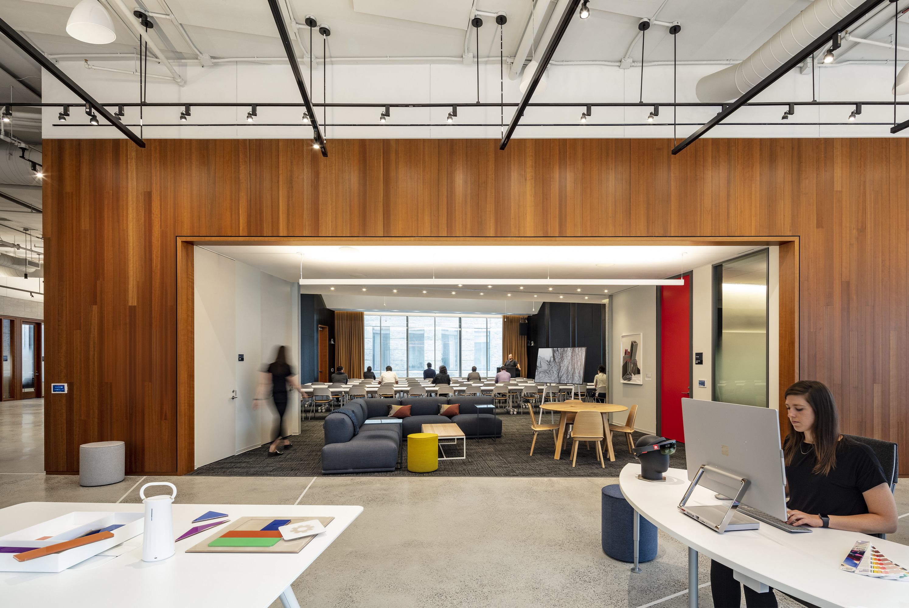 High Tech Client SoHo Workplace -2