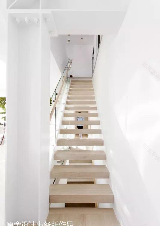 灰色调的温暖家居,演绎现代生活美学-1