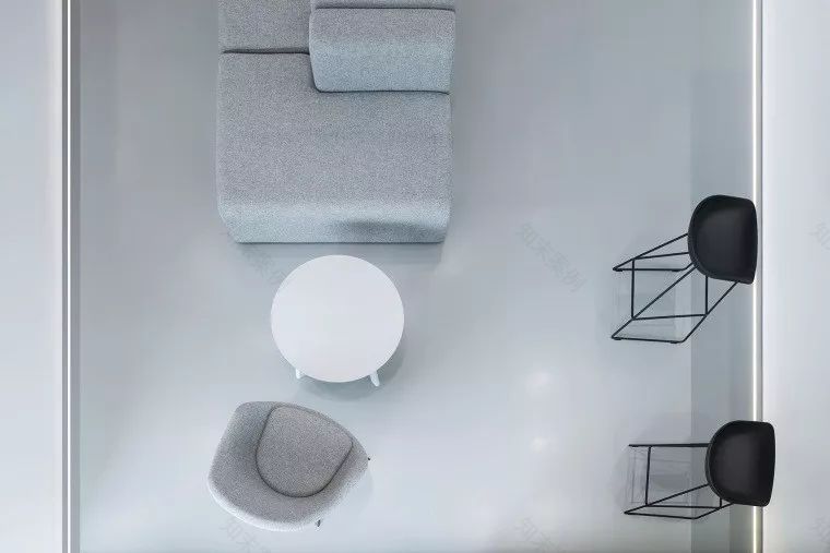 福州时间甜品店 | 极简黑白空间,美食与自然的和谐共处-40