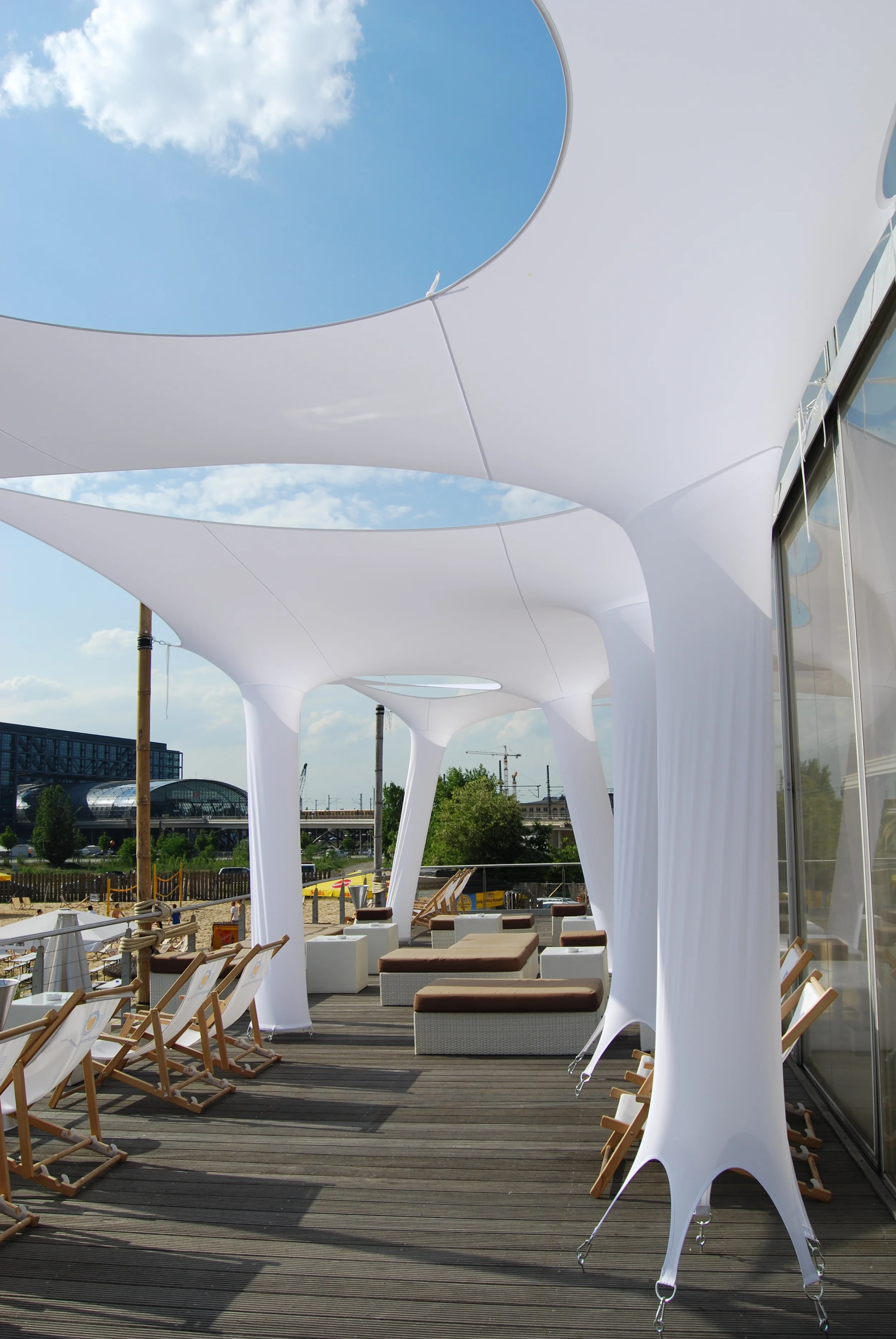 你提供的内容可能有误，推测你想问的是 Bundes-Presseamt （联邦新闻局） ，而 Bundes Presse Strand 并不是一个常见的、有确切含义的表达如果这不是你想要的，请检查原文信息 丨德国柏林-25