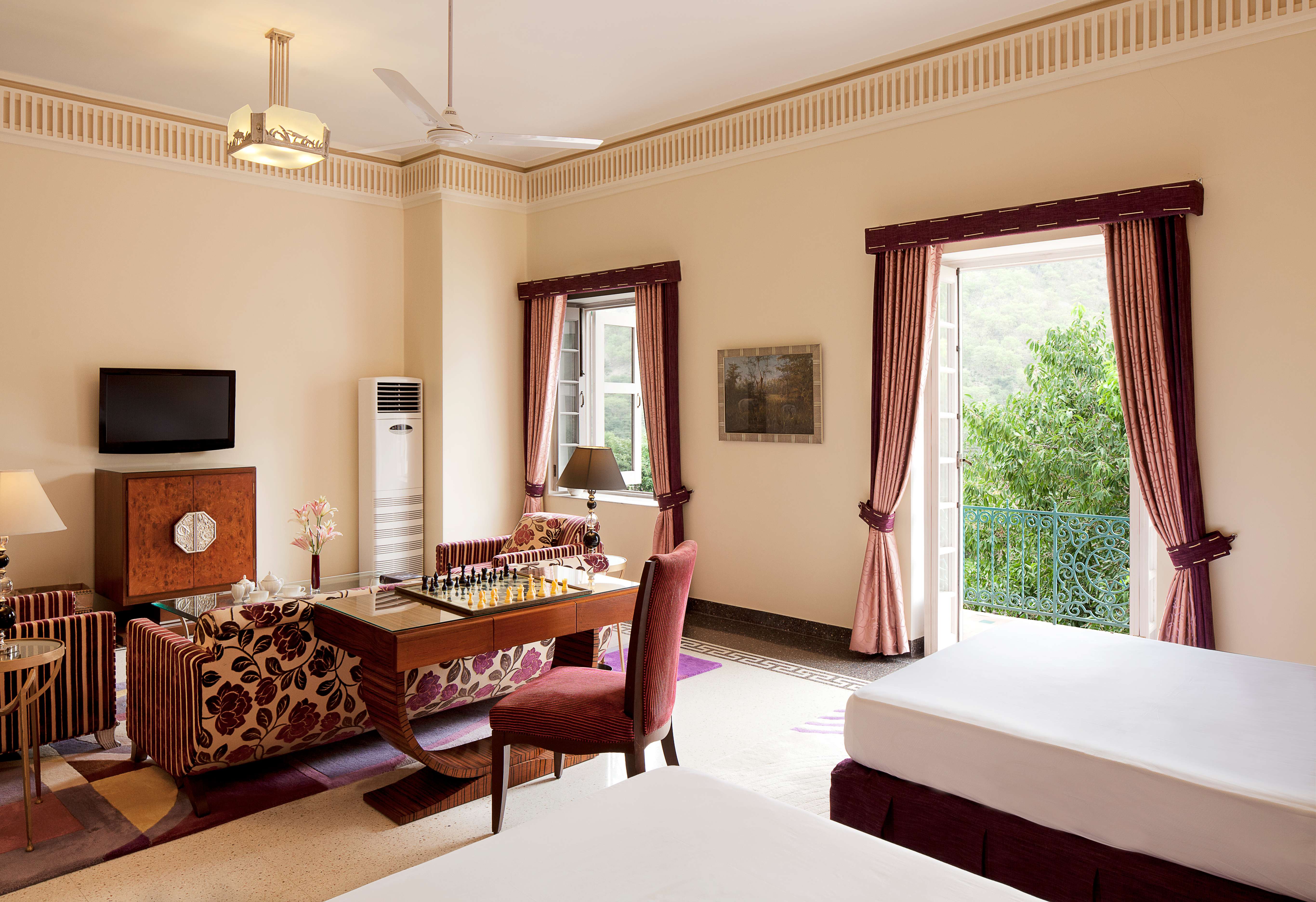 The Gateway Hotel Ramgarh Lodge Jaipur-13