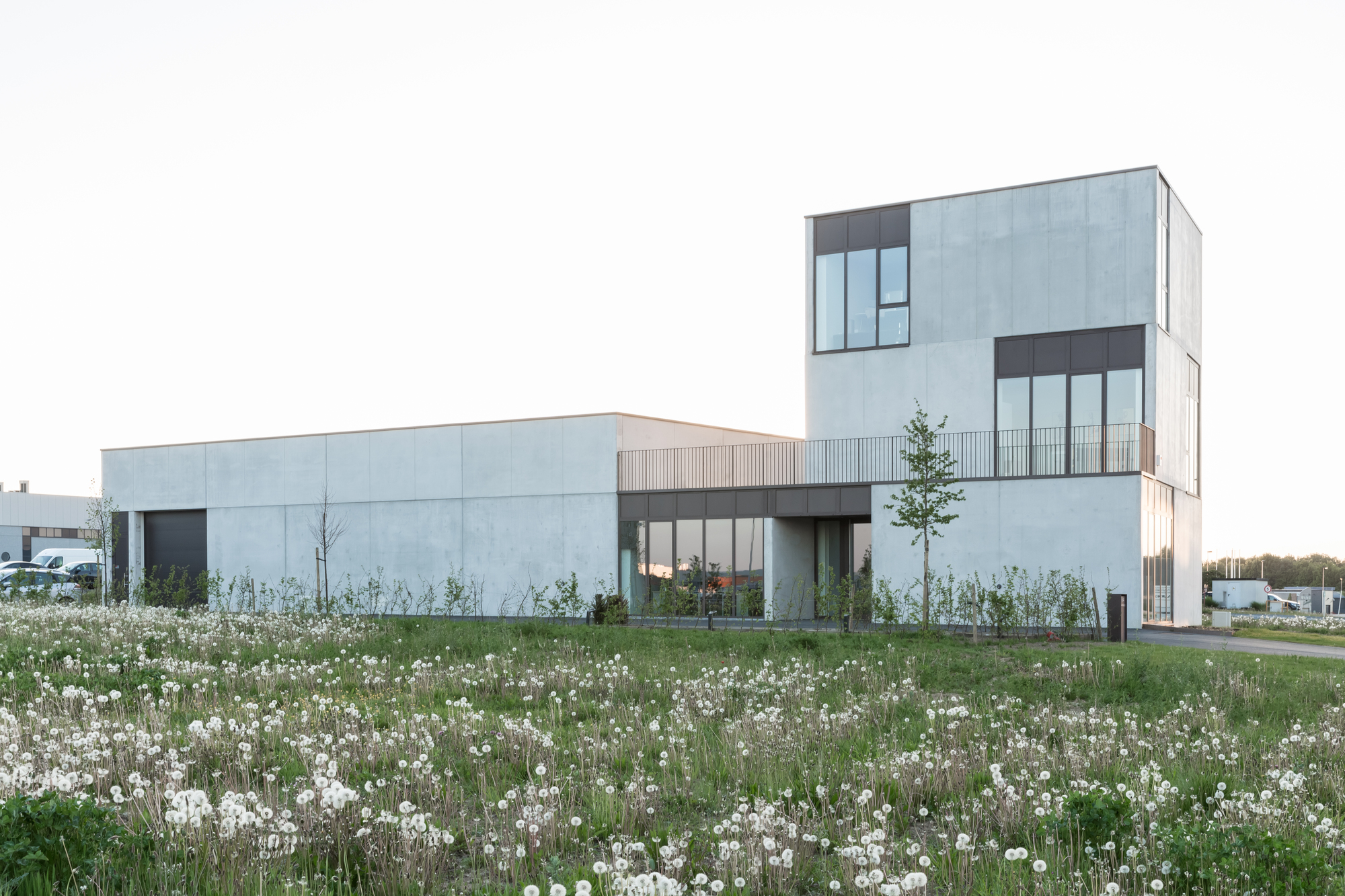 比利时 2perfection 总部办公建筑 | 功能与美学的完美融合-8