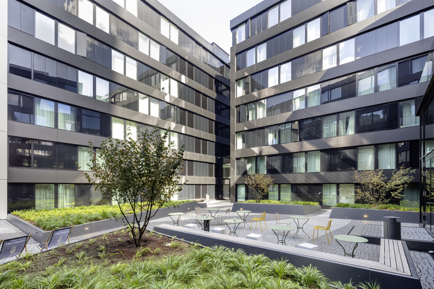 法兰克福 Flare 公寓丨德国法兰克福丨Hadi Teherani Architects-26