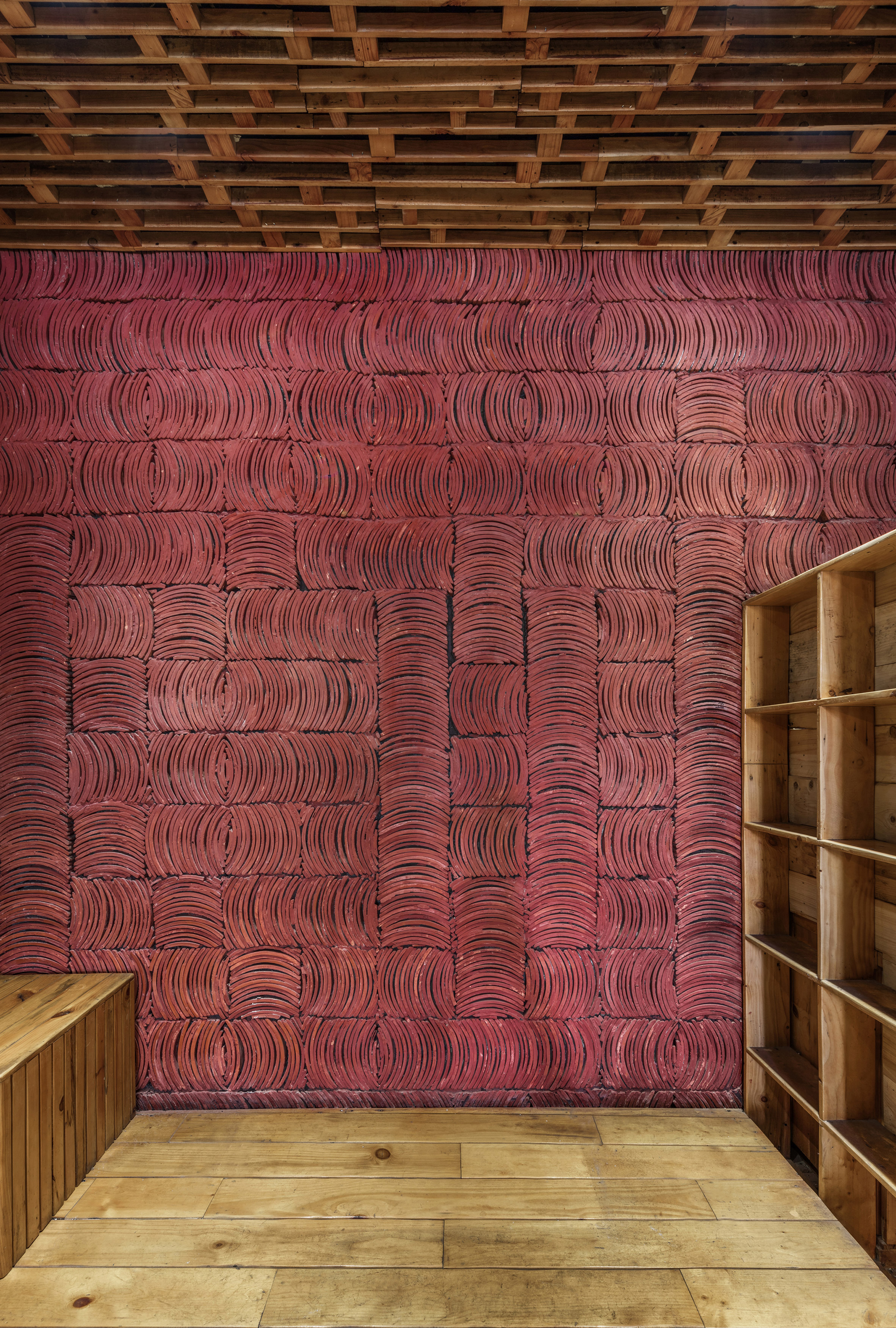 Hanoi cafe features koi carp ponds and an aquaponics vegetable patch-15