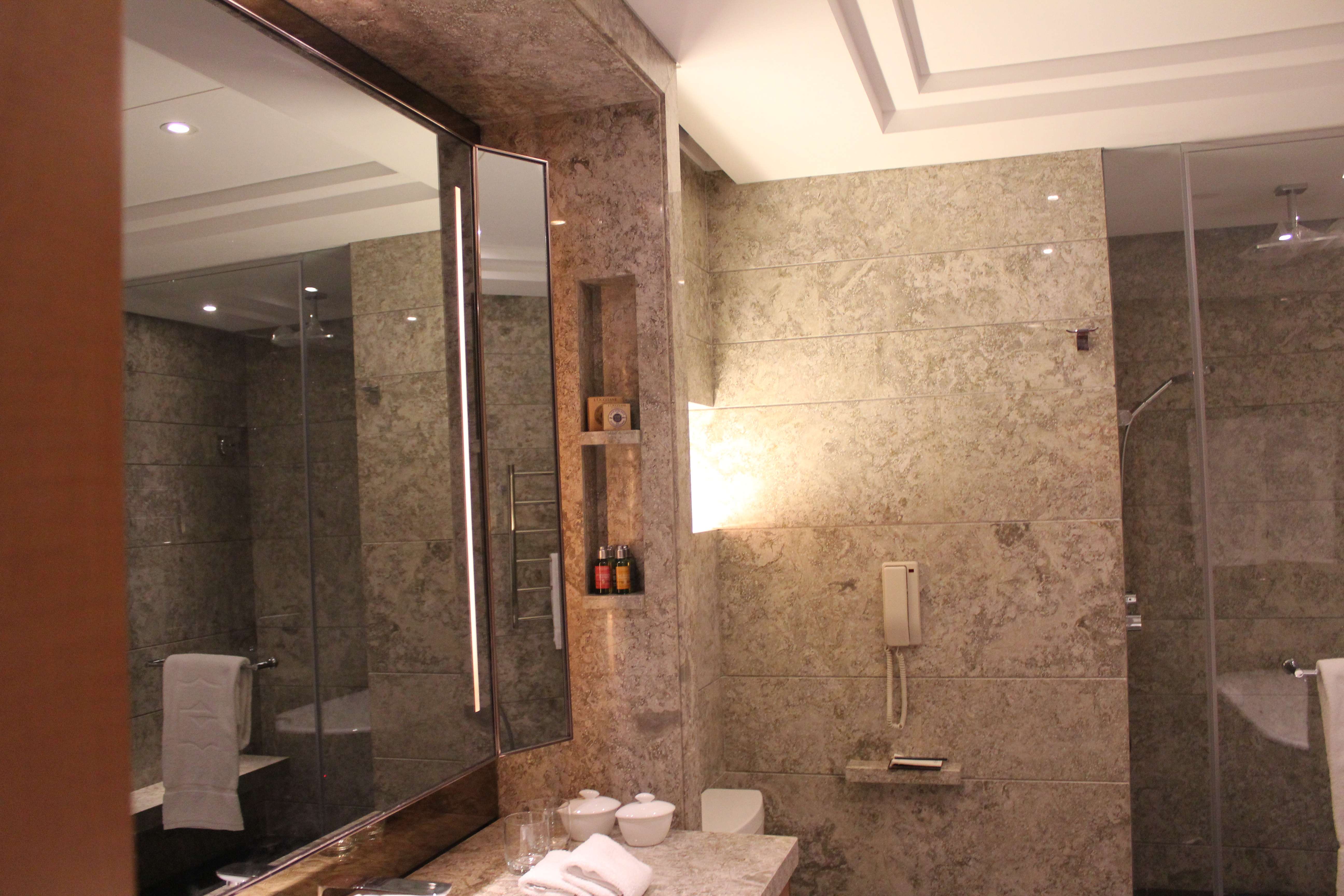 梁志天  伦敦香格里拉样板房-33