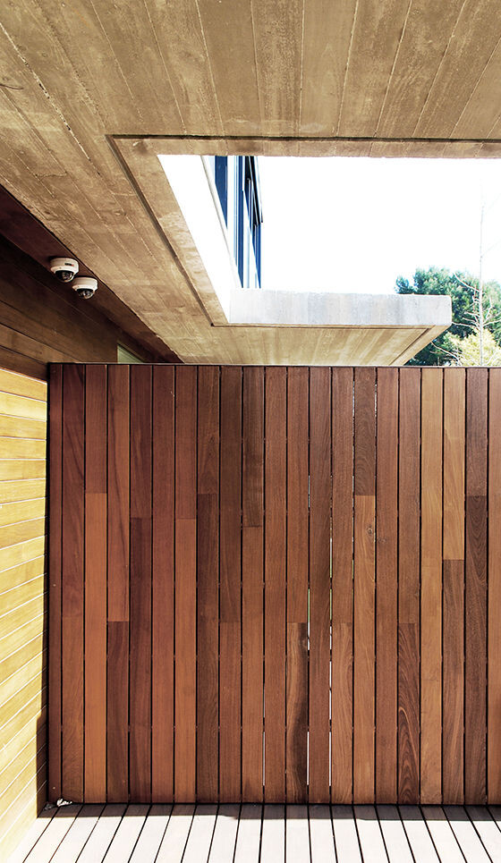 白色光影盛宴——巴塞罗那 Casa Bialps 别墅设计-24