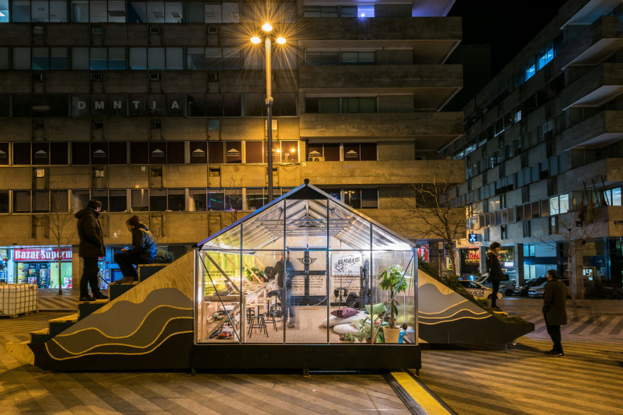 马德里“月光山”公共空间装置-30