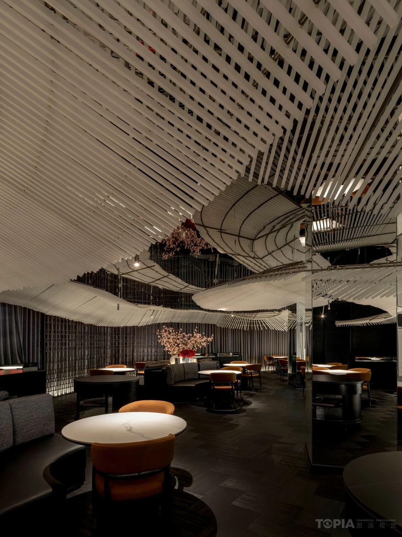 金腰板·旗舰店丨中国烟台丨嘉柏设计（总设计师姜振东,硬装贾凡团队,软装李雪团队）-16