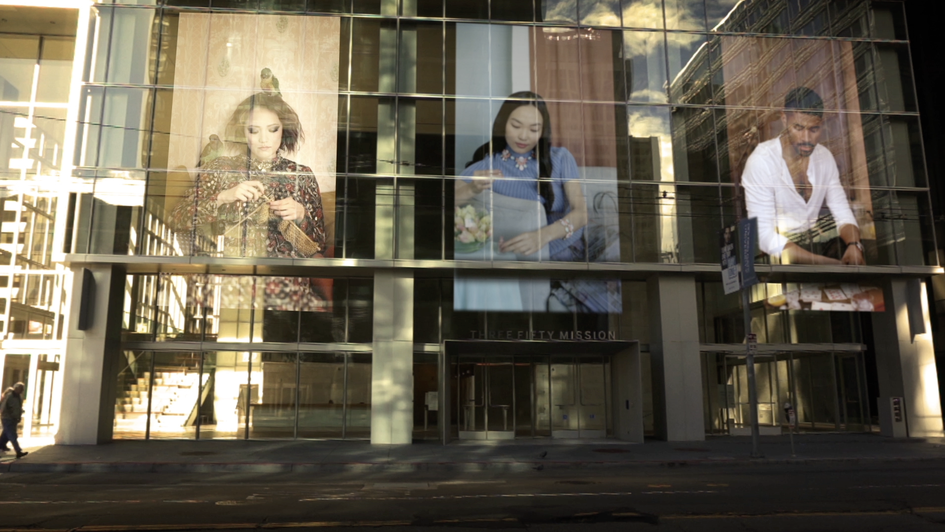 东京定制投影膜打造非凡室内视觉体验-14