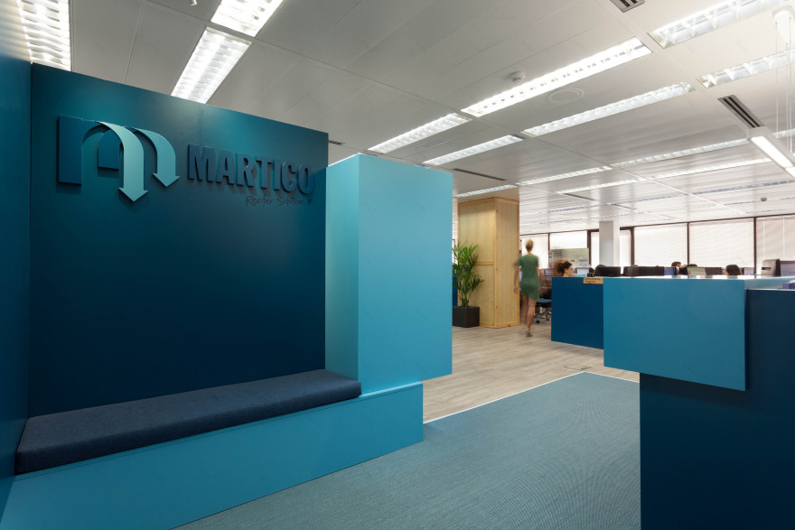 面向 Turia 公园的视野开阔办公空间-19