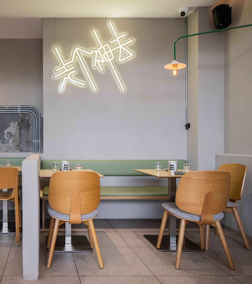 梦幻漫游,上海虹桥万象城走神 2.0 早午餐餐厅设计-37