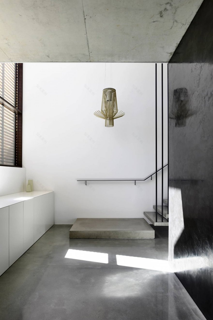 悬崖上的绿洲-20