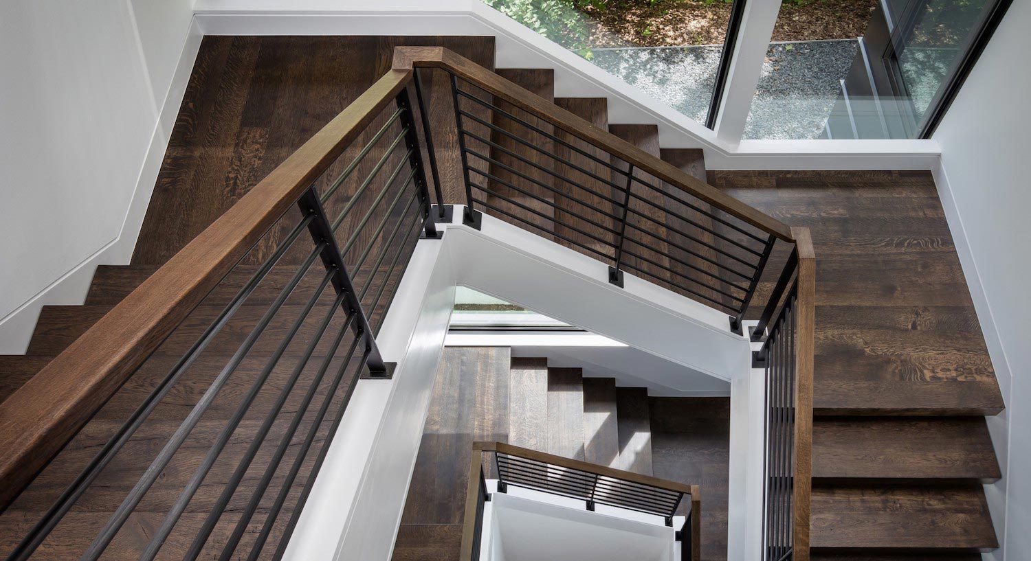 明尼苏达州现代湖景住宅，尽享城市天际线-18