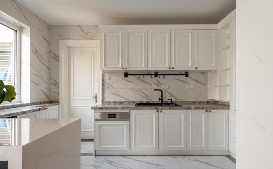 温馨简约的现代平层设计-22