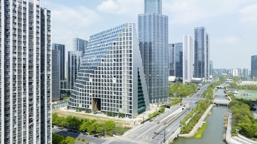杭州未来科技城新湖中心· 光棱丨中国杭州丨OMA-11
