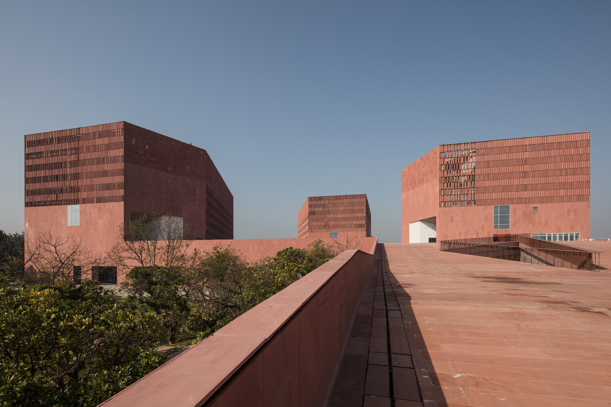 Thapar University Learning Laboratory / Mccullough Mulvin Architects + Designplus Associates Services-15