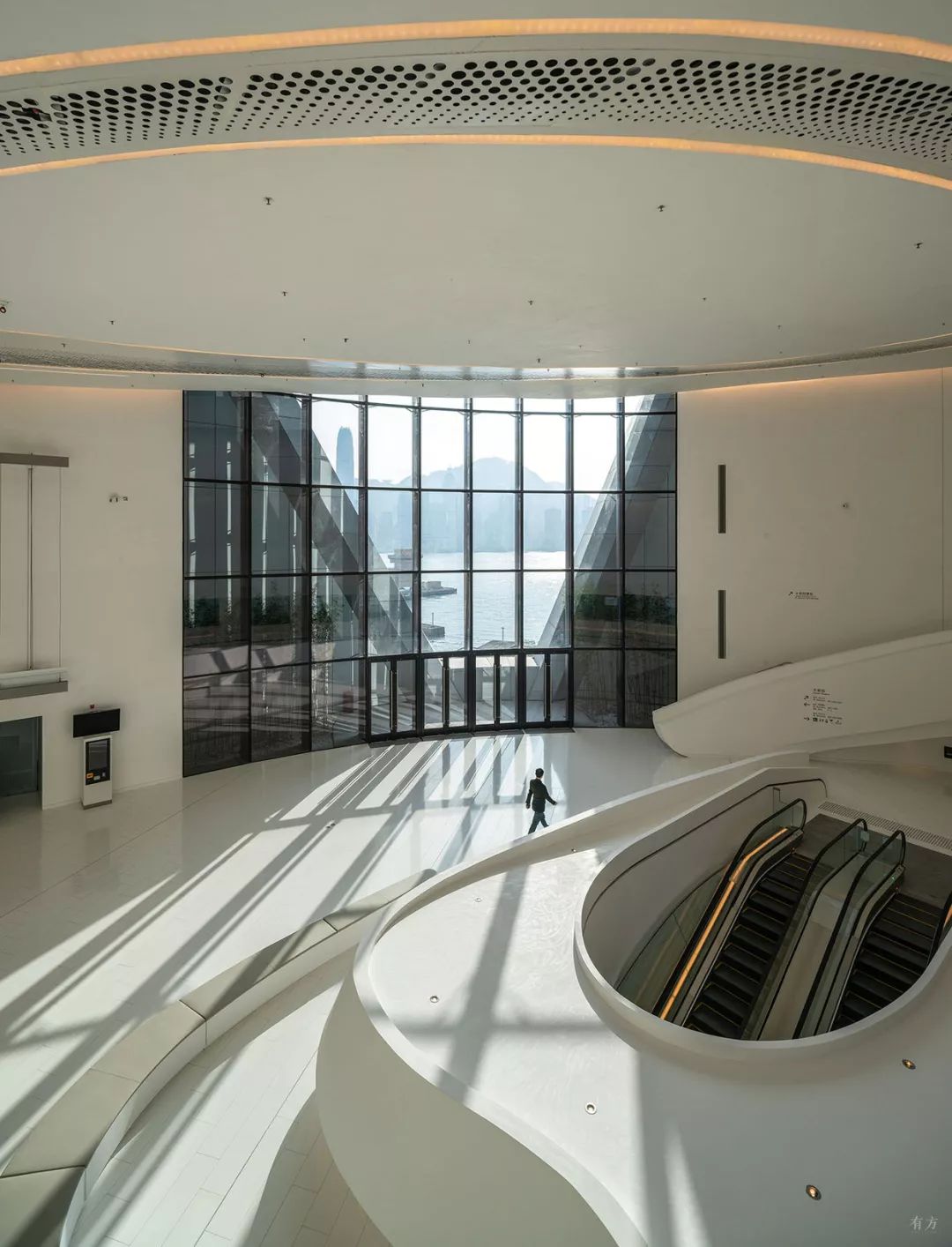 戏曲中心 | 现代空间演绎传统艺术-63