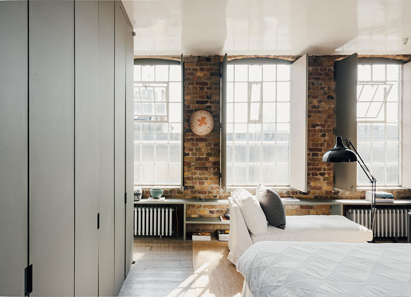 伦敦百年仓库改造的时尚吊床公寓-18