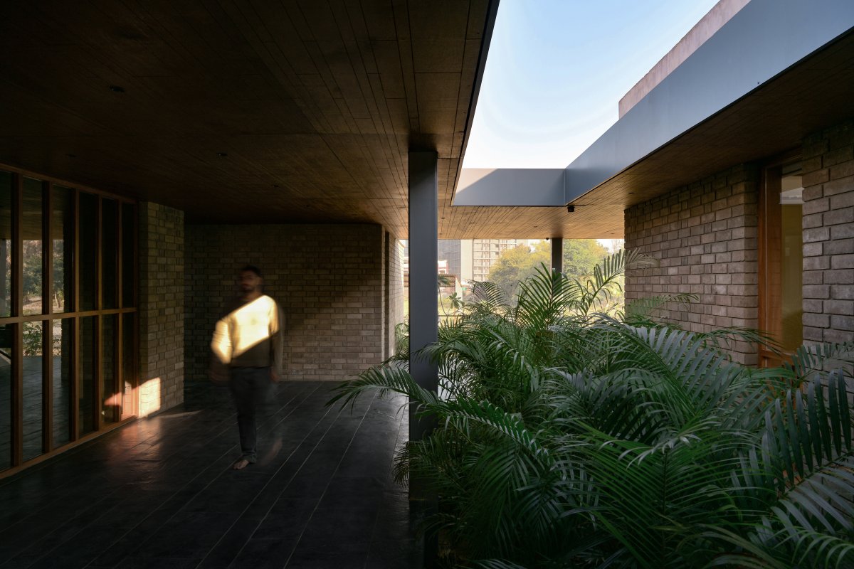 几面墙和一个屋顶丨Interiors:inpractice-7