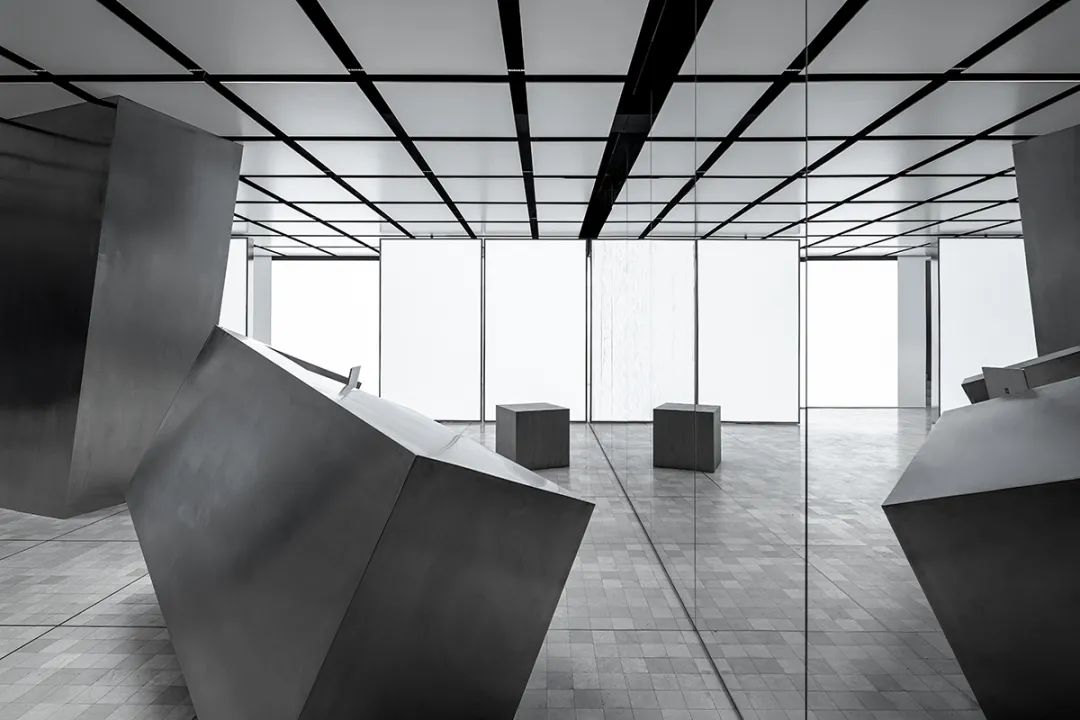 无限空间 · LOVIVO gallery 概念展厅设计丨中国沈阳丨白菜设计-13