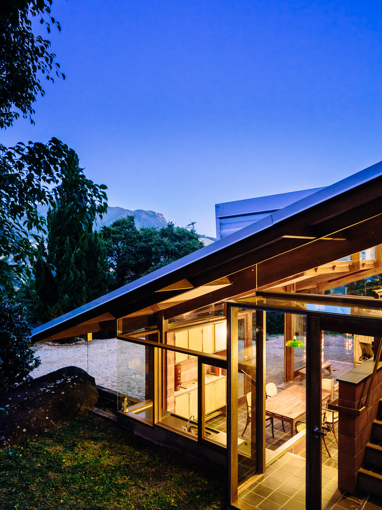 巴西半山坡住宅——自然与设计的完美融合-25