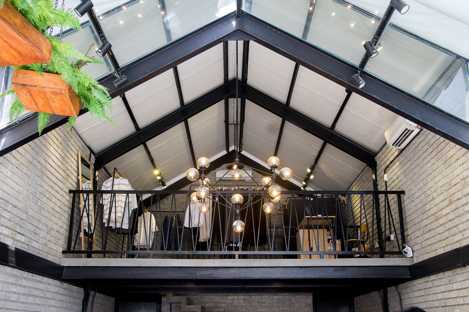 越南丹南 85 设计 Brewman 咖啡店-35