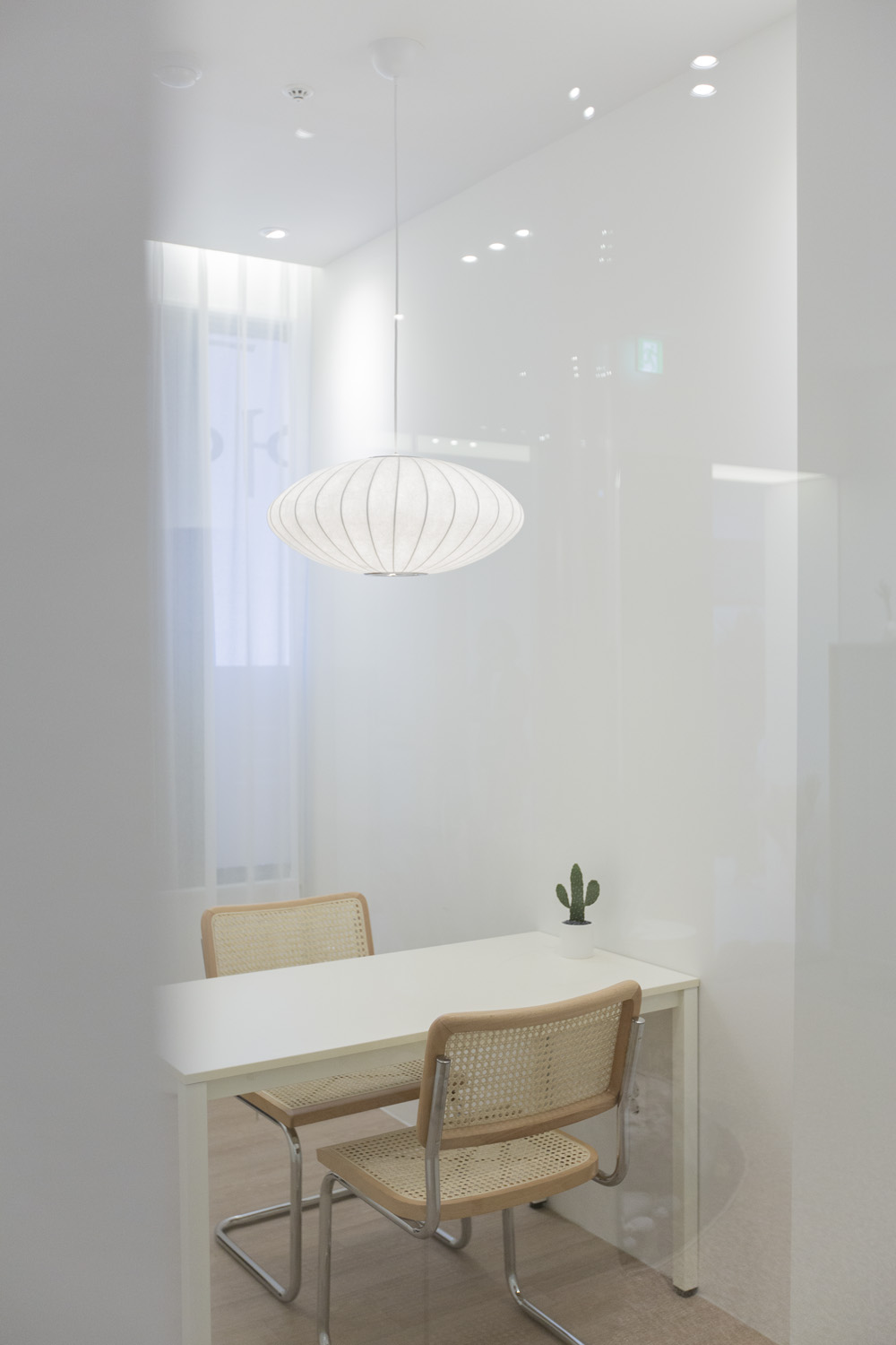 韩国知名设计师打造 50 平米白色木色调高品质室内设计-12