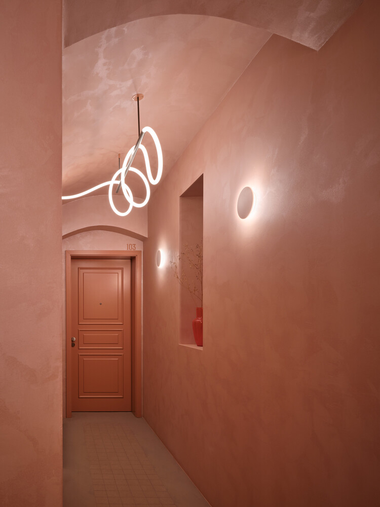 尊重原貌现代复兴为庭院式画廊注入活力的公寓楼设计丨意大利布拉丨戈者设计,Plus One Architects工作室-10