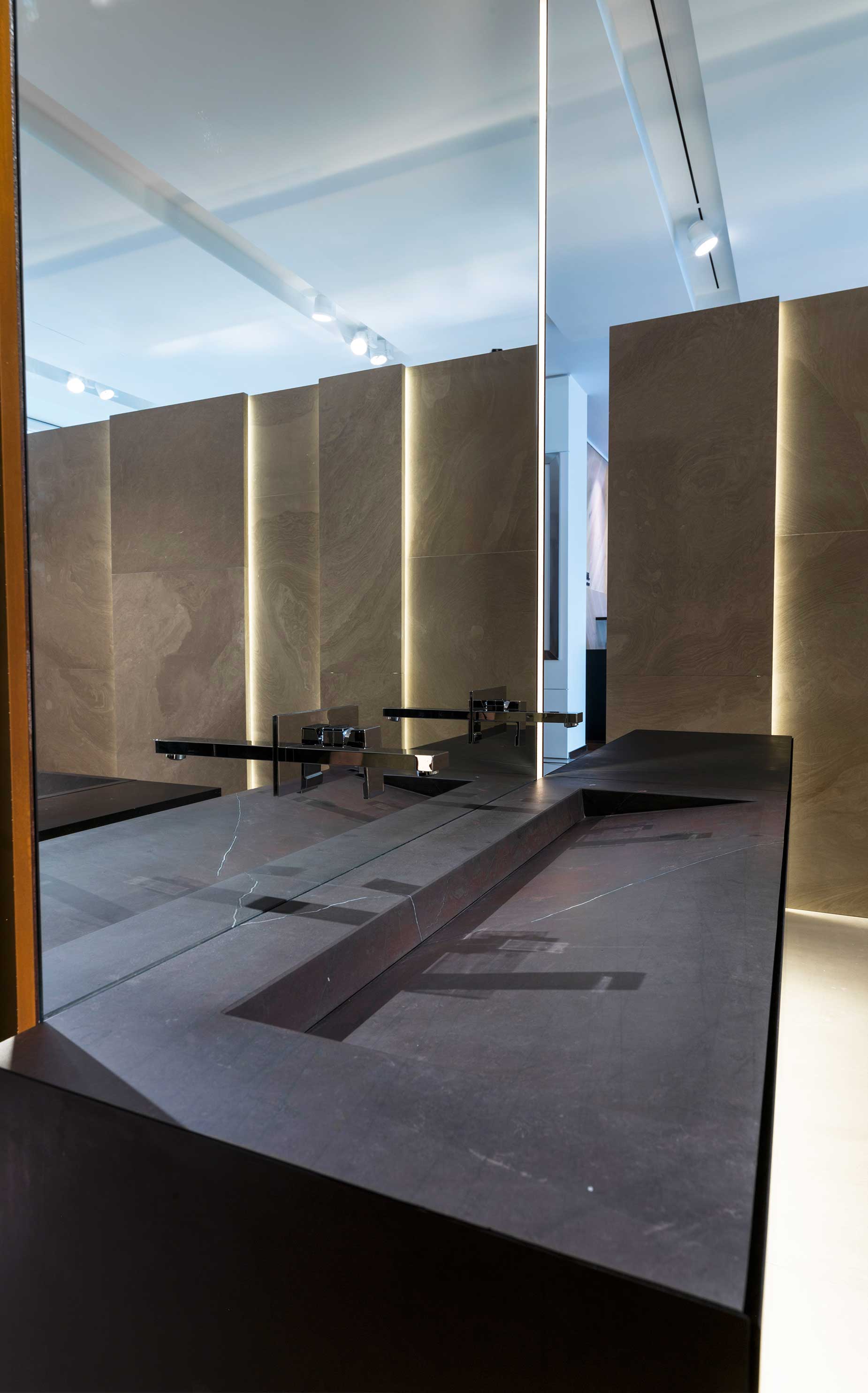 Author Space Terma Ramón Esteve-10