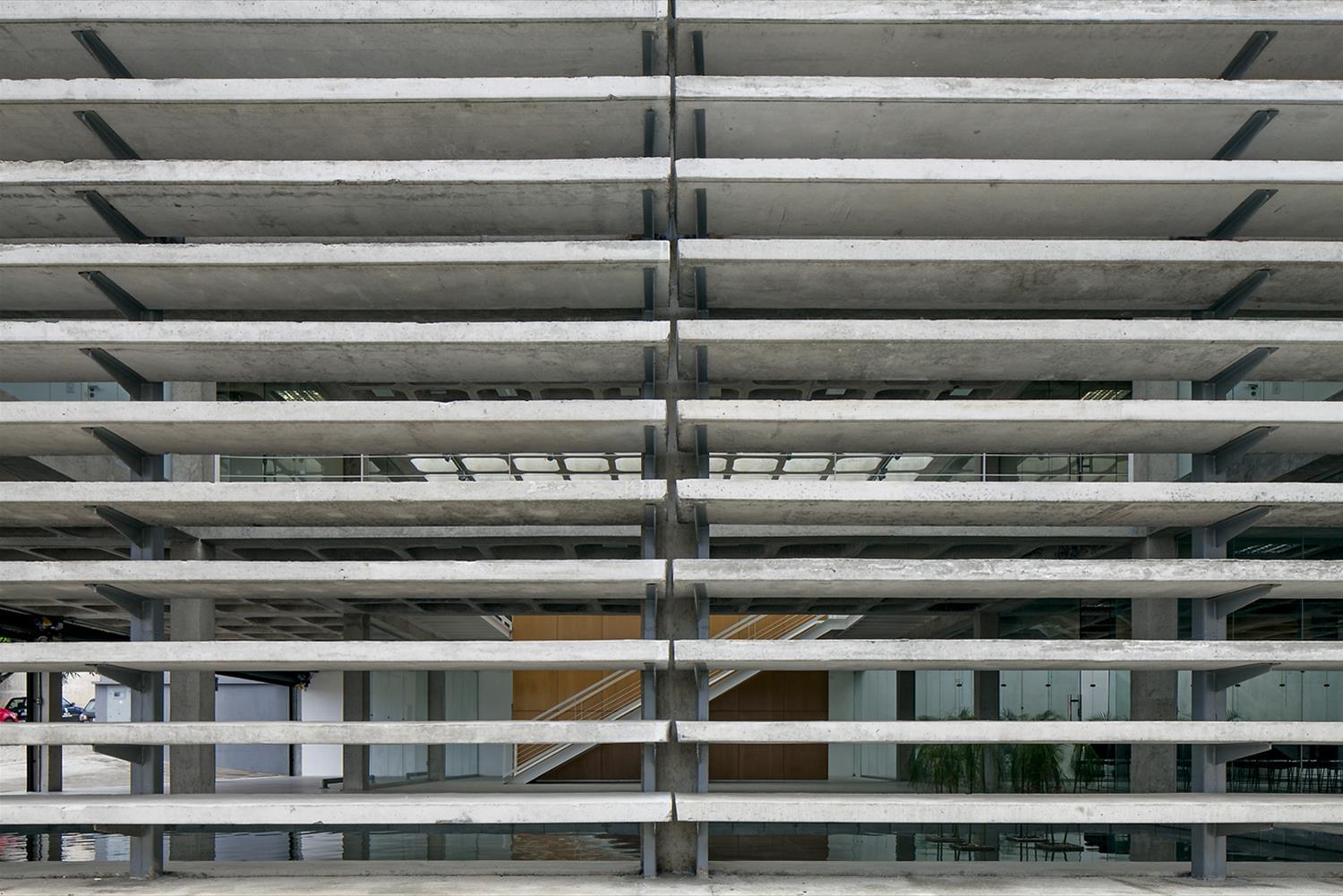 巴西 CREA-PB 政府大楼 | 混凝土与玻璃的完美结合-5