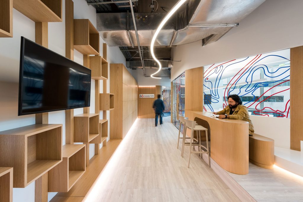 墨西哥办公室设计 | 开放空间促进合作-25