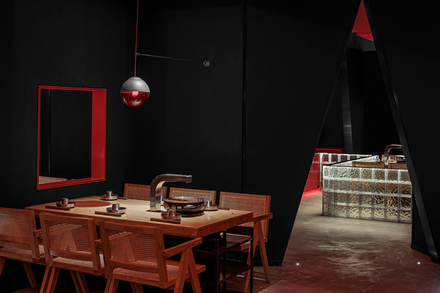 成都火山岩洞,妙香山火锅店-33