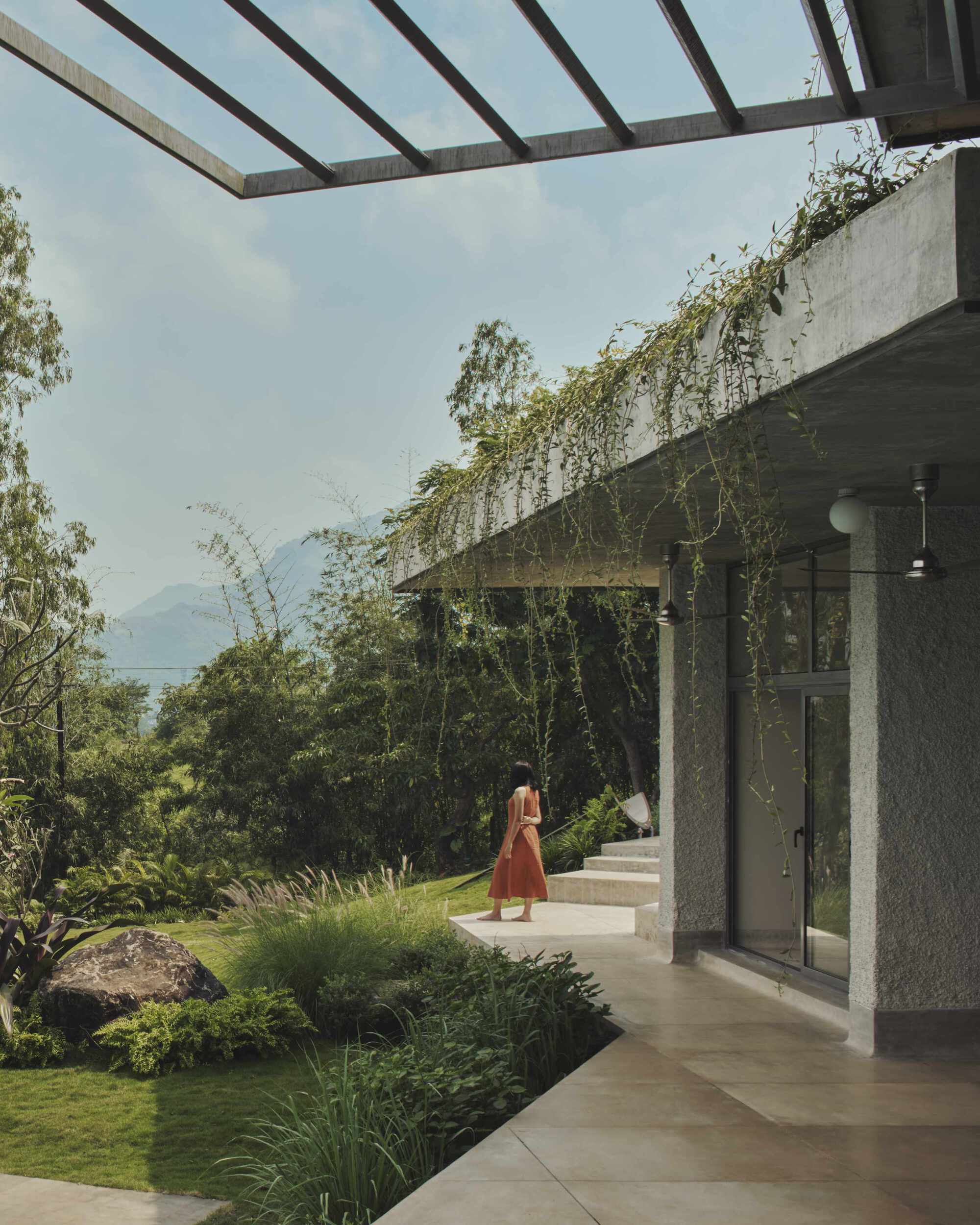 湖景别墅；湖畔住宅（注：Lake House常见释义为这两种，具体需结合语境确定，这里按常见理解给出） 丨印度丨Mazumdar Bravo-16