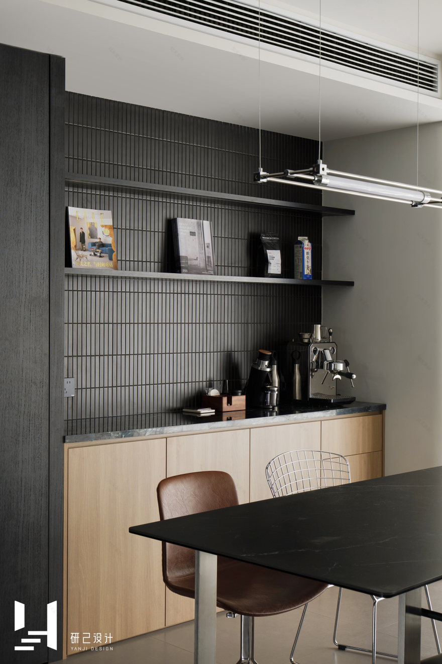 安徽芜湖国宾台142㎡ 《黑色圆舞曲》丨中国芜湖丨研己设计-14