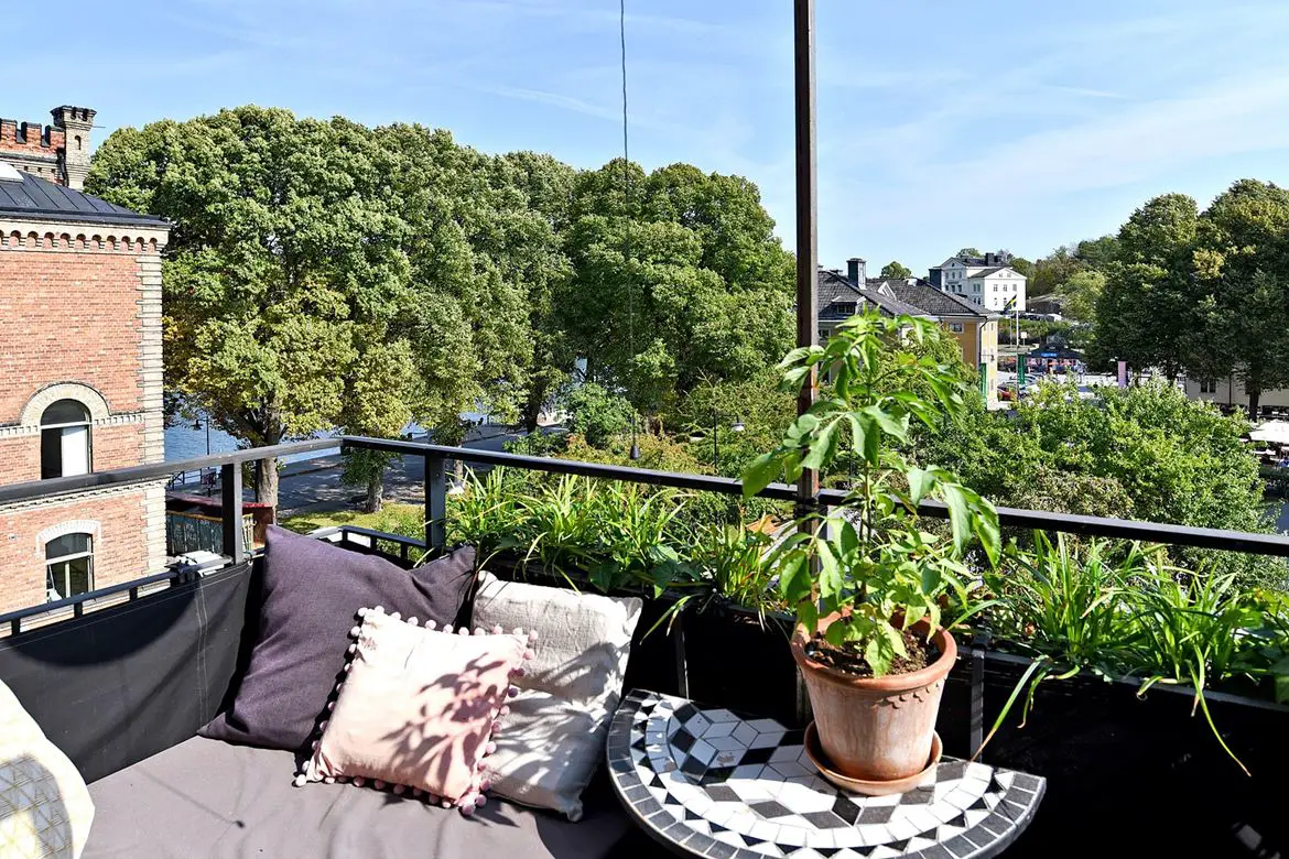 瑞典旧瓷厂改造的工业风 Loft-21