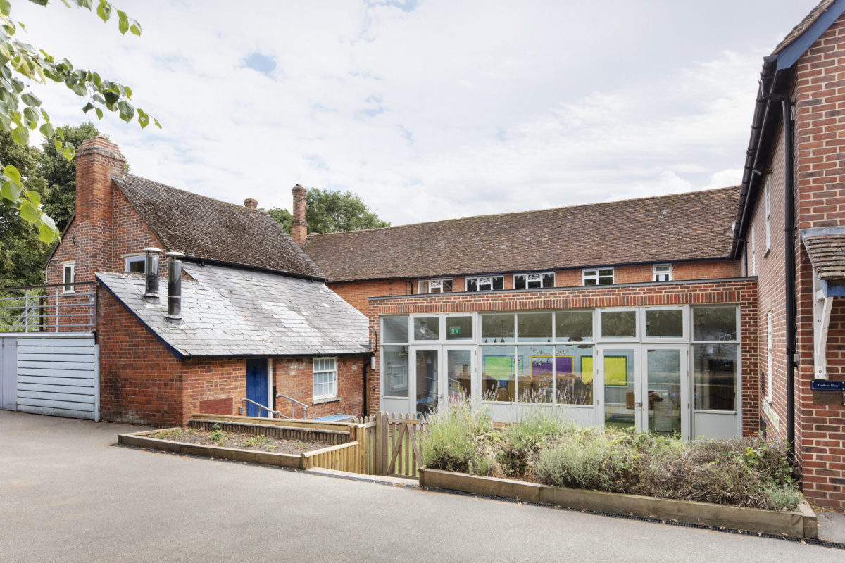 圣玛格丽特预备学校-6