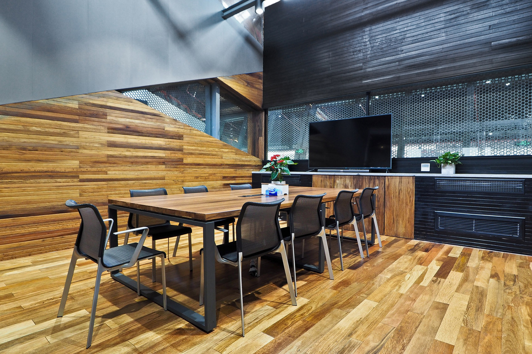 一艘悬浮的“战舰” & 幸福码头8号楼空间改造项目,上海 / 杜兹设计-73