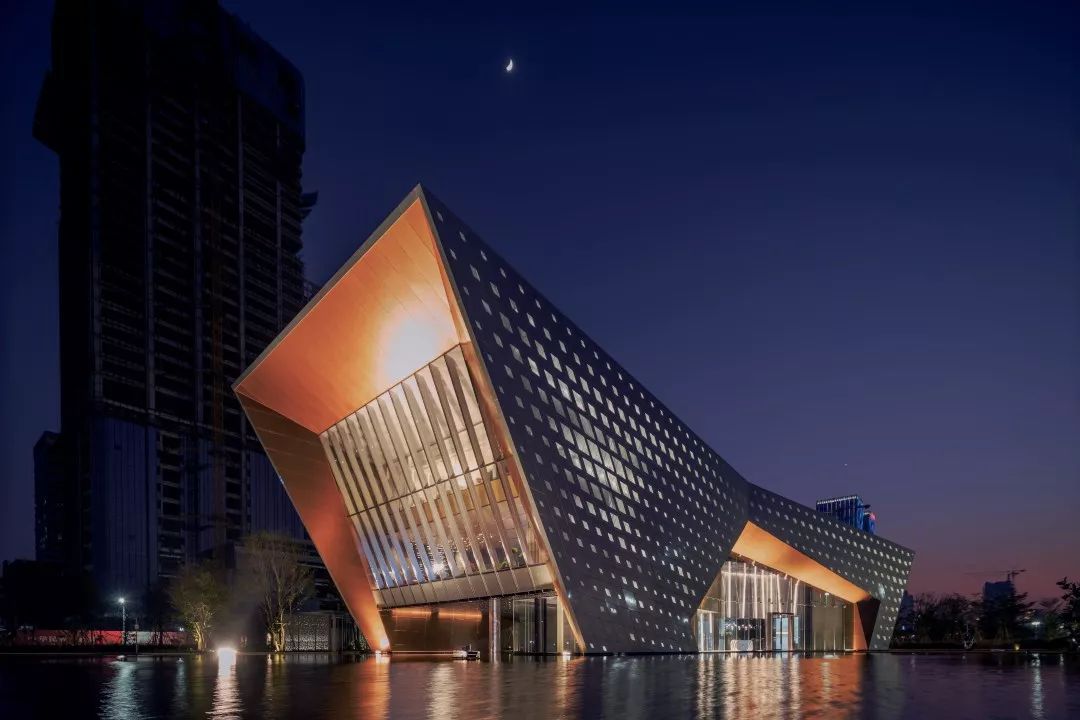 湛江招商国际邮轮城 | 深海遗珠的现代设计之旅-4