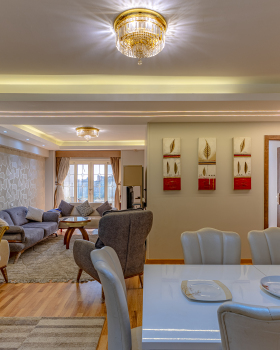 Moden nilefront apartment