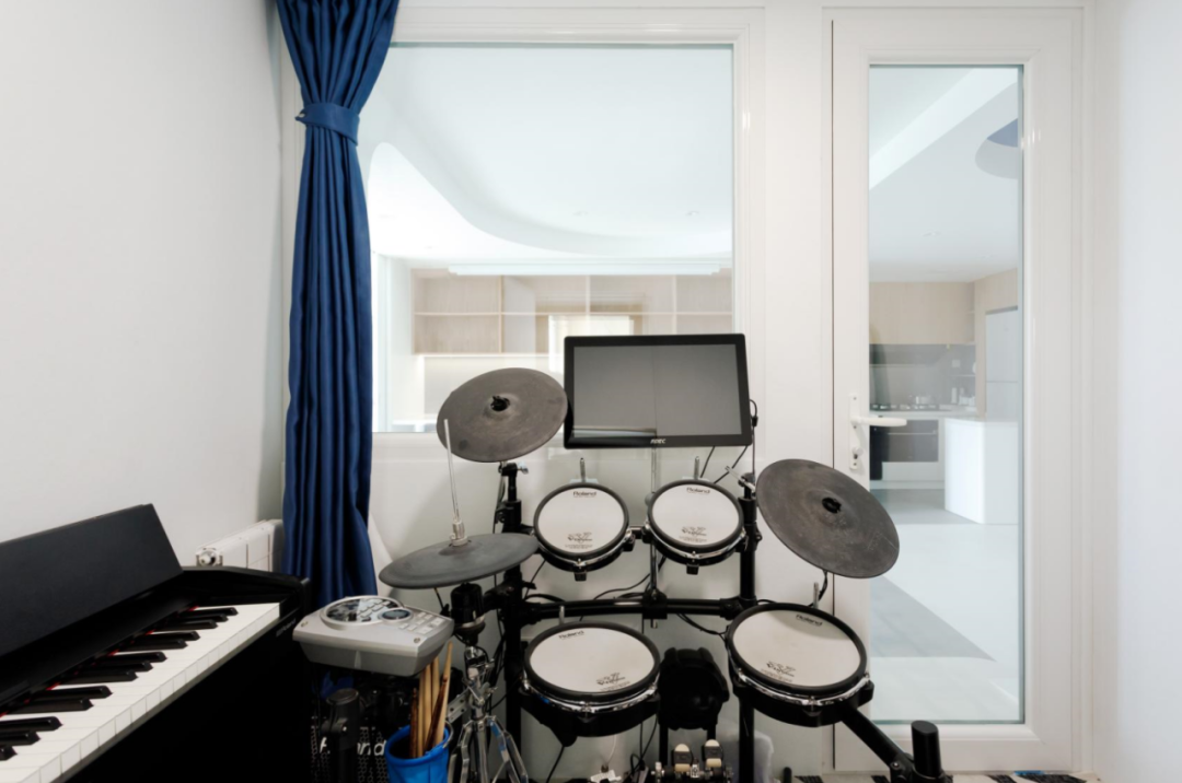 克莱因蓝家居设计,打造极致艺术空间丨中国北京丨戏构建筑设计工作室,里白空间设计事务所-36