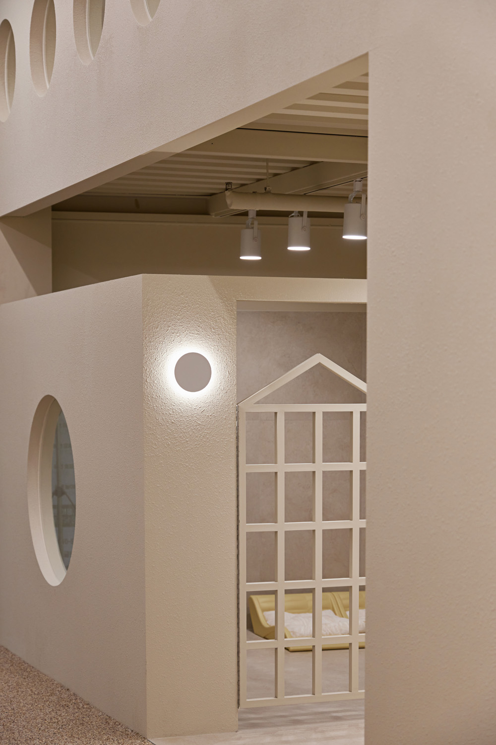 70 平宠物酒店，打造温馨如白洞咖啡馆的氛围-24